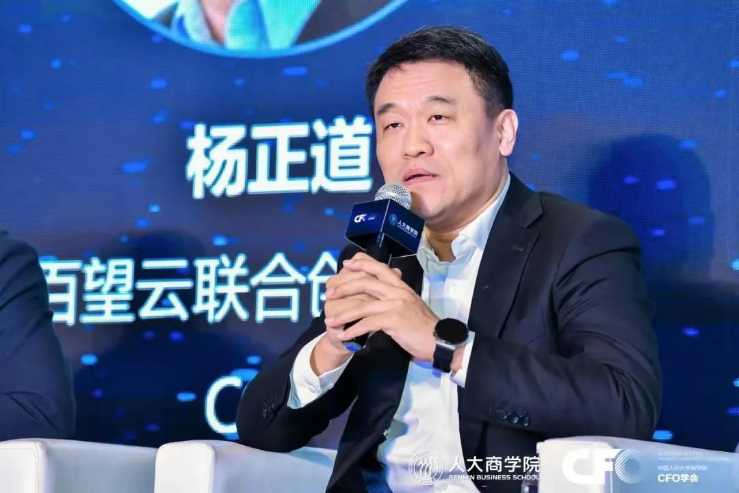 新奥精准免费提供网料站,新奥精准免费提供网料站，重塑行业生态的绿色创新之举